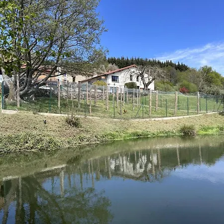 Calme Avec Poele A Bois, Terrasse Et Animaux Admis - Fr-1-489-470 Holiday home *