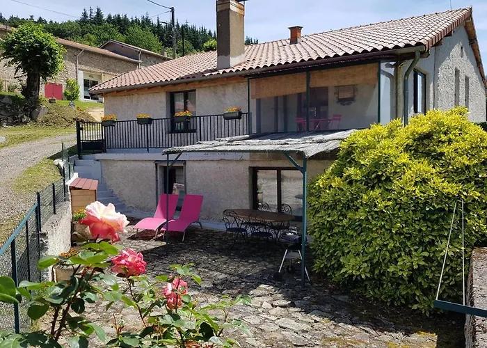 Calme En Montagne Bourbonnaise, Animaux Admis - Fr-1-489-470 * Laprugne